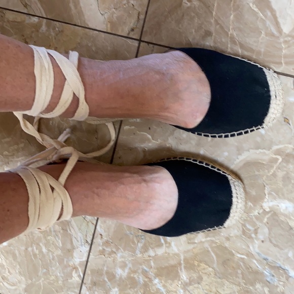 Steve Madden Shoes - Steve Madden black canvas espadadrilles size 11